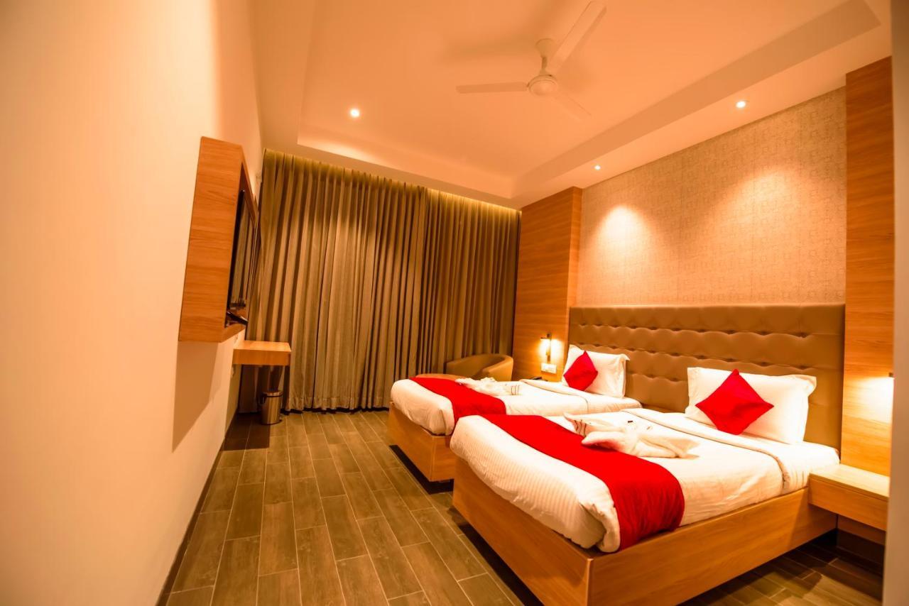 Hotel Annamalai Bahur 외부 사진