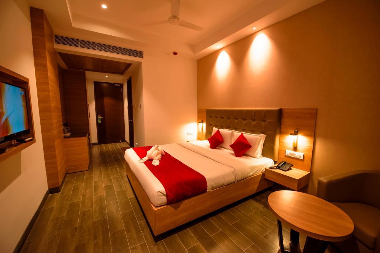 Hotel Annamalai Bahur 외부 사진